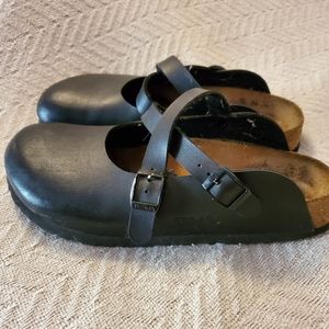 Birkenstock’s black